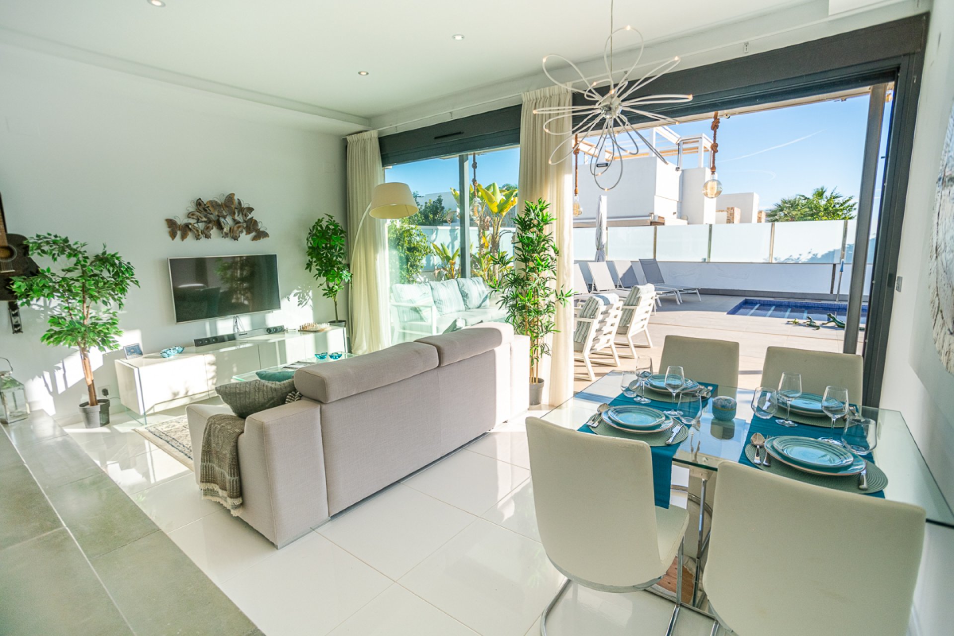 Herverkoop - Villa -
Orihuela Costa - Lomas De Cabo Roig