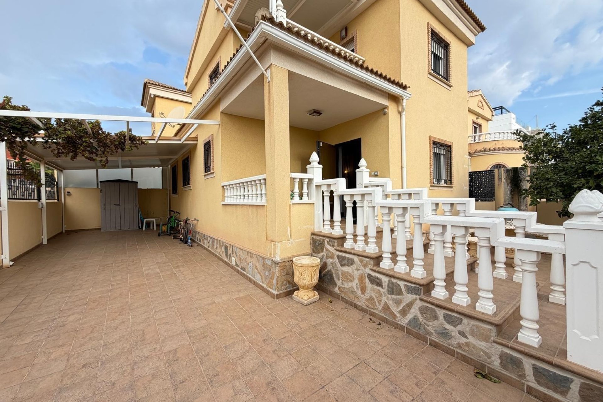 Herverkoop - Villa -
Orihuela Costa - Lomas De Don Juan