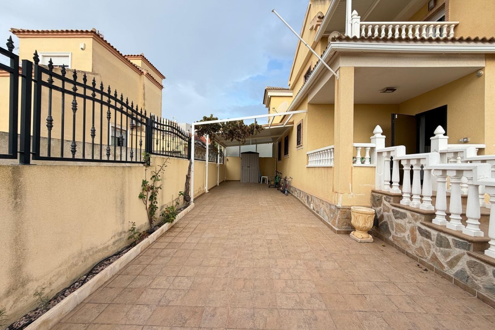Herverkoop - Villa -
Orihuela Costa - Lomas De Don Juan