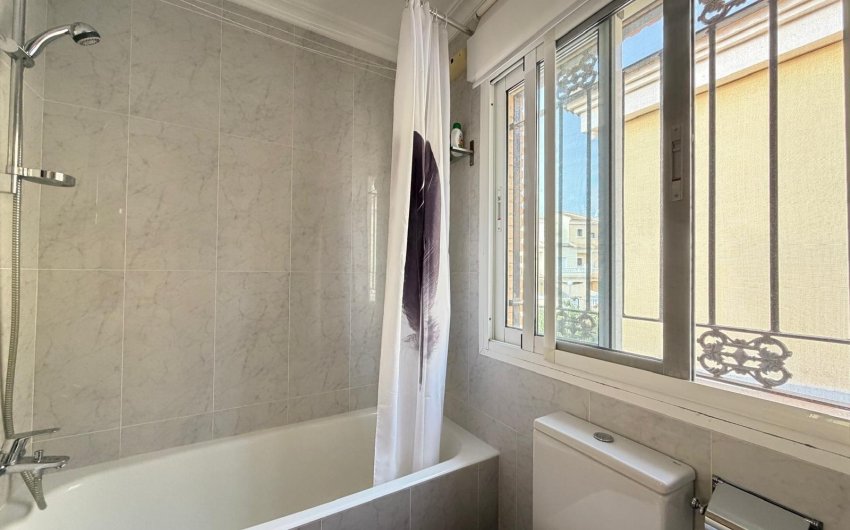 Herverkoop - Villa -
Orihuela Costa - Lomas De Don Juan