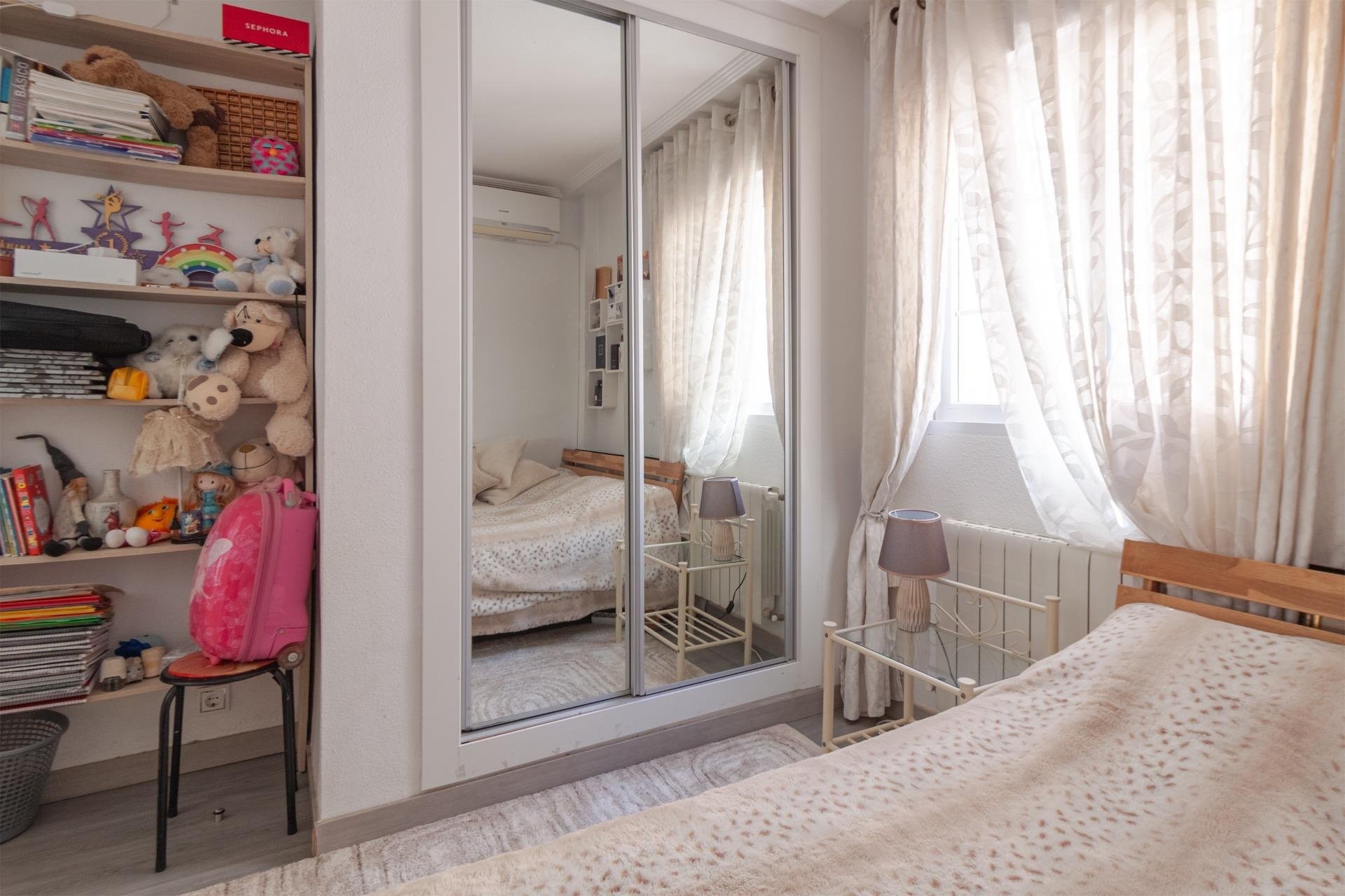 Herverkoop - Villa -
Orihuela Costa - Los Almendros-la Florida