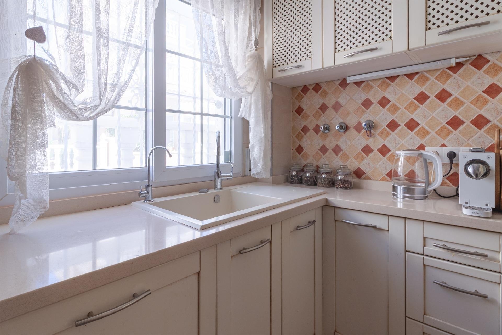 Herverkoop - Villa -
Orihuela Costa - Los Almendros-la Florida