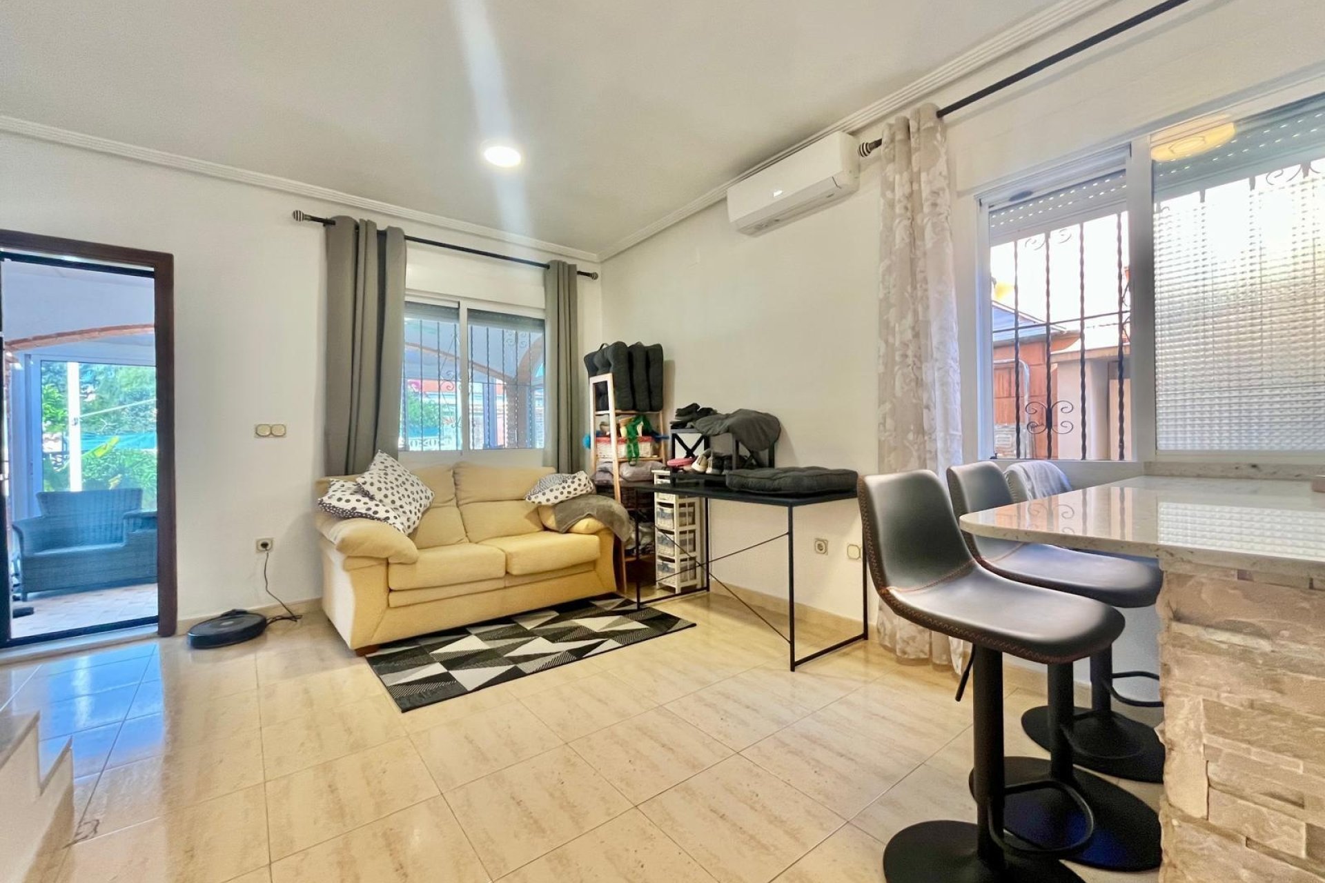 Herverkoop - Villa -
Orihuela Costa - Los Almendros-la Florida