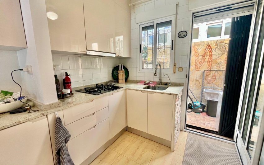 Herverkoop - Villa -
Orihuela Costa - Los Almendros-la Florida