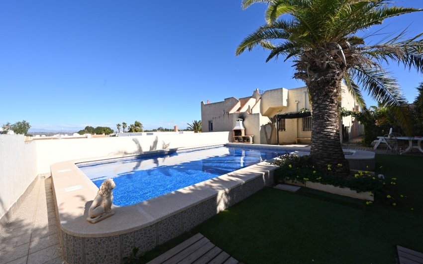 Herverkoop - Villa -
Orihuela Costa - Los Altos