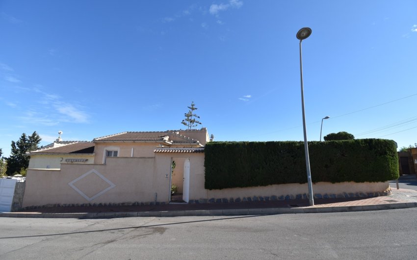 Herverkoop - Villa -
Orihuela Costa - Los Balcones
