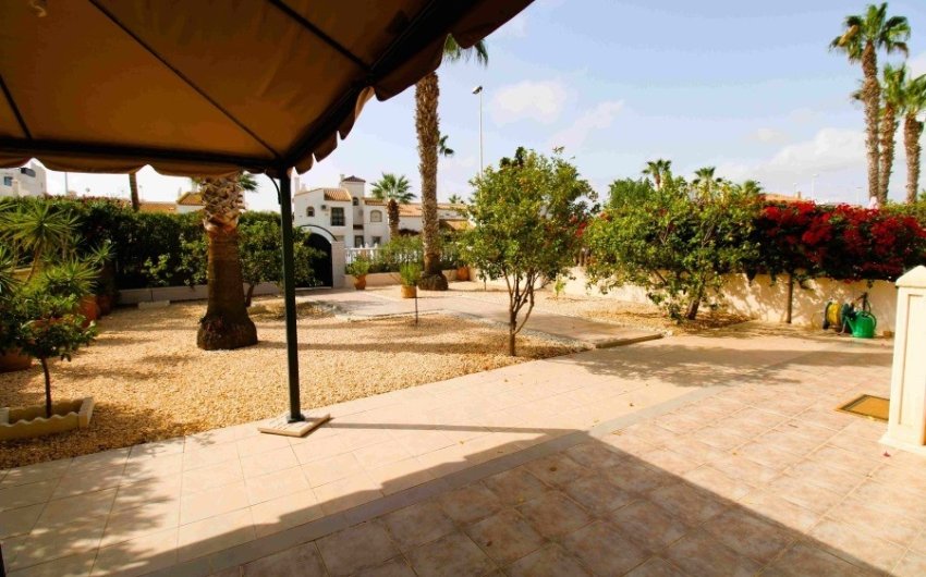 Herverkoop - Villa -
Orihuela Costa - Los Dolses