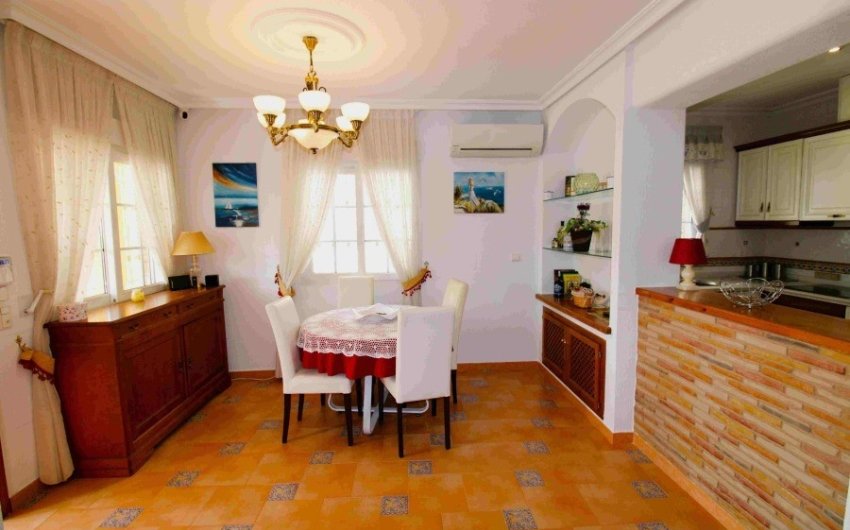 Herverkoop - Villa -
Orihuela Costa - Los Dolses