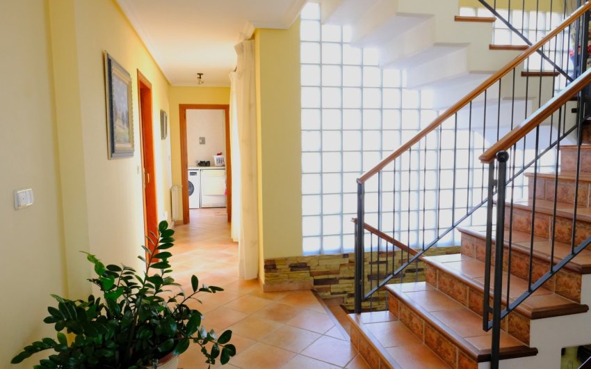 Herverkoop - Villa -
Orihuela Costa - Orihuela