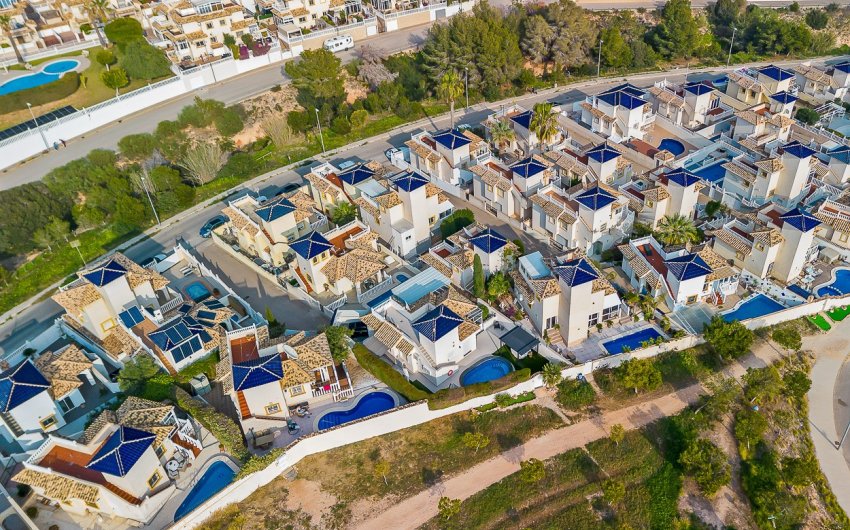 Herverkoop - Villa -
Orihuela Costa - Playa Flamenca