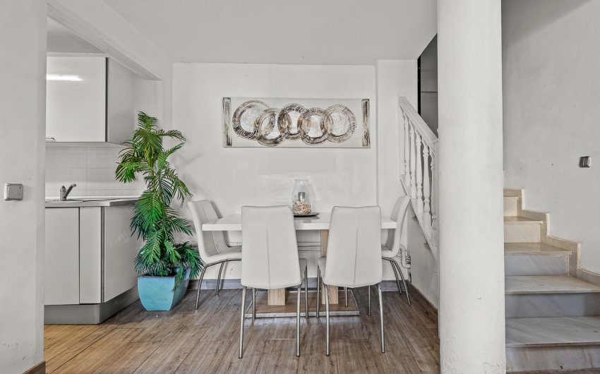 Herverkoop - Villa -
Orihuela Costa - Playa Flamenca