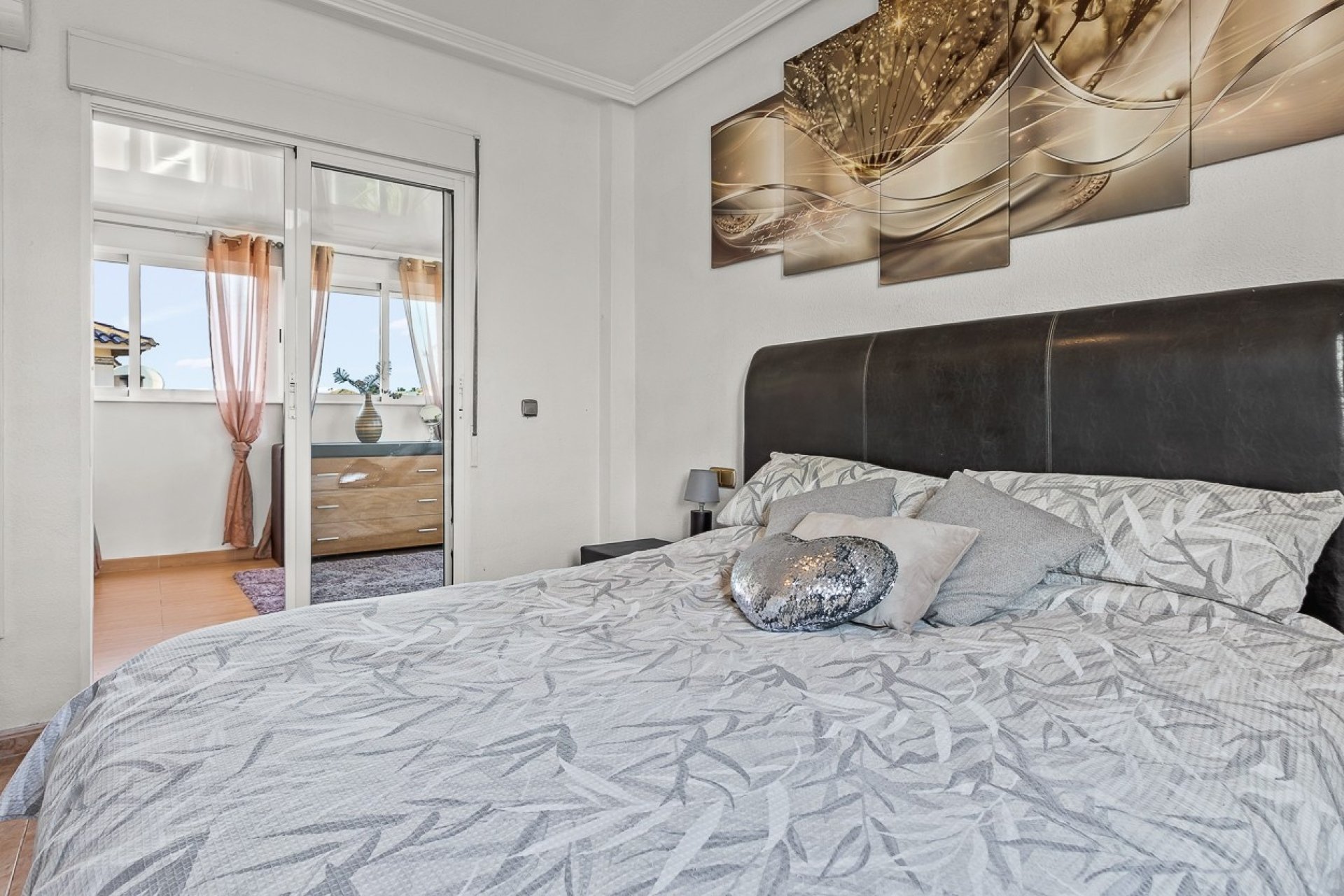 Herverkoop - Villa -
Orihuela Costa - Playa Flamenca