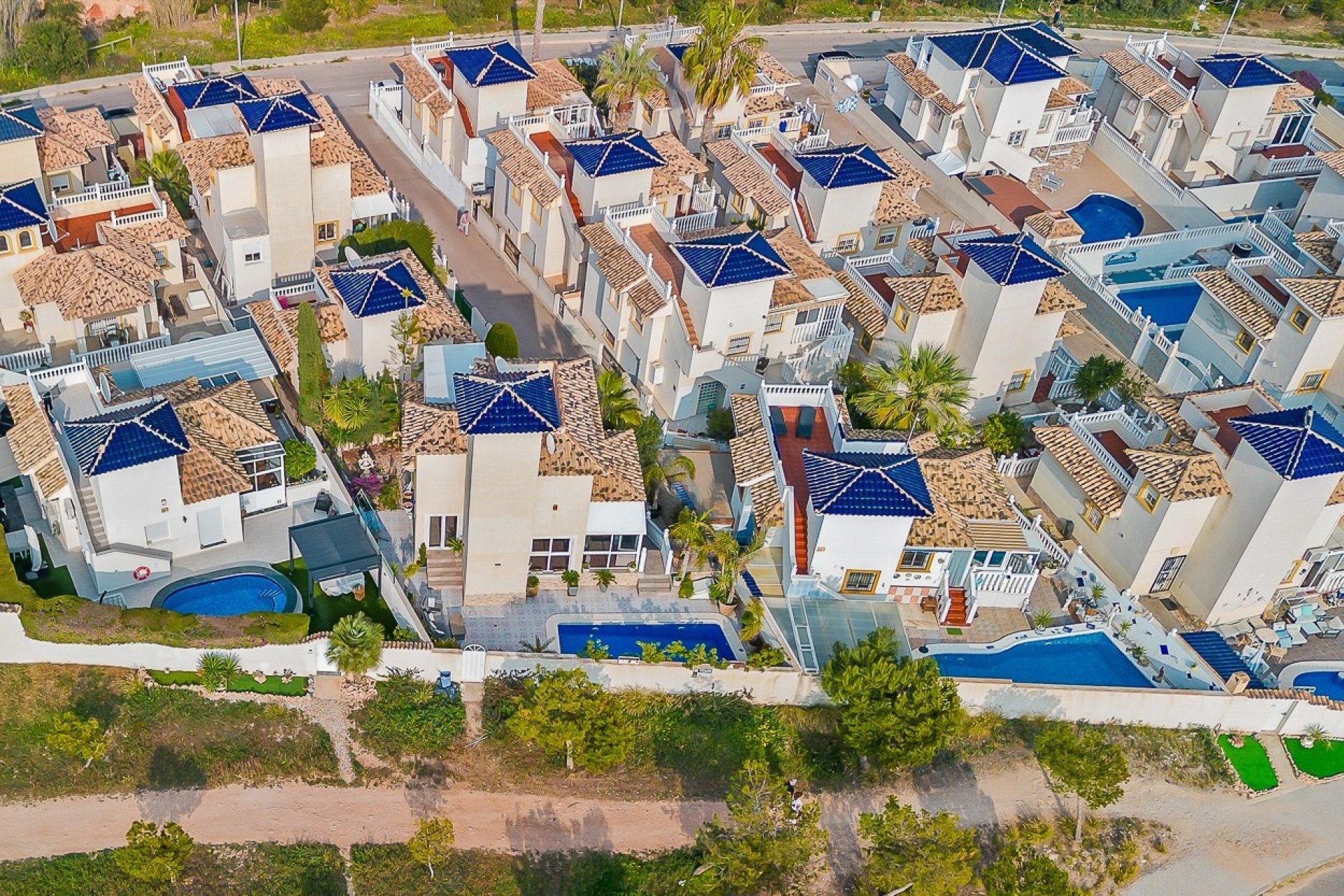 Herverkoop - Villa -
Orihuela Costa - Playa Flamenca