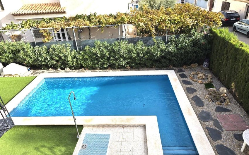 Herverkoop - Villa -
Orihuela Costa - Playa Flamenca