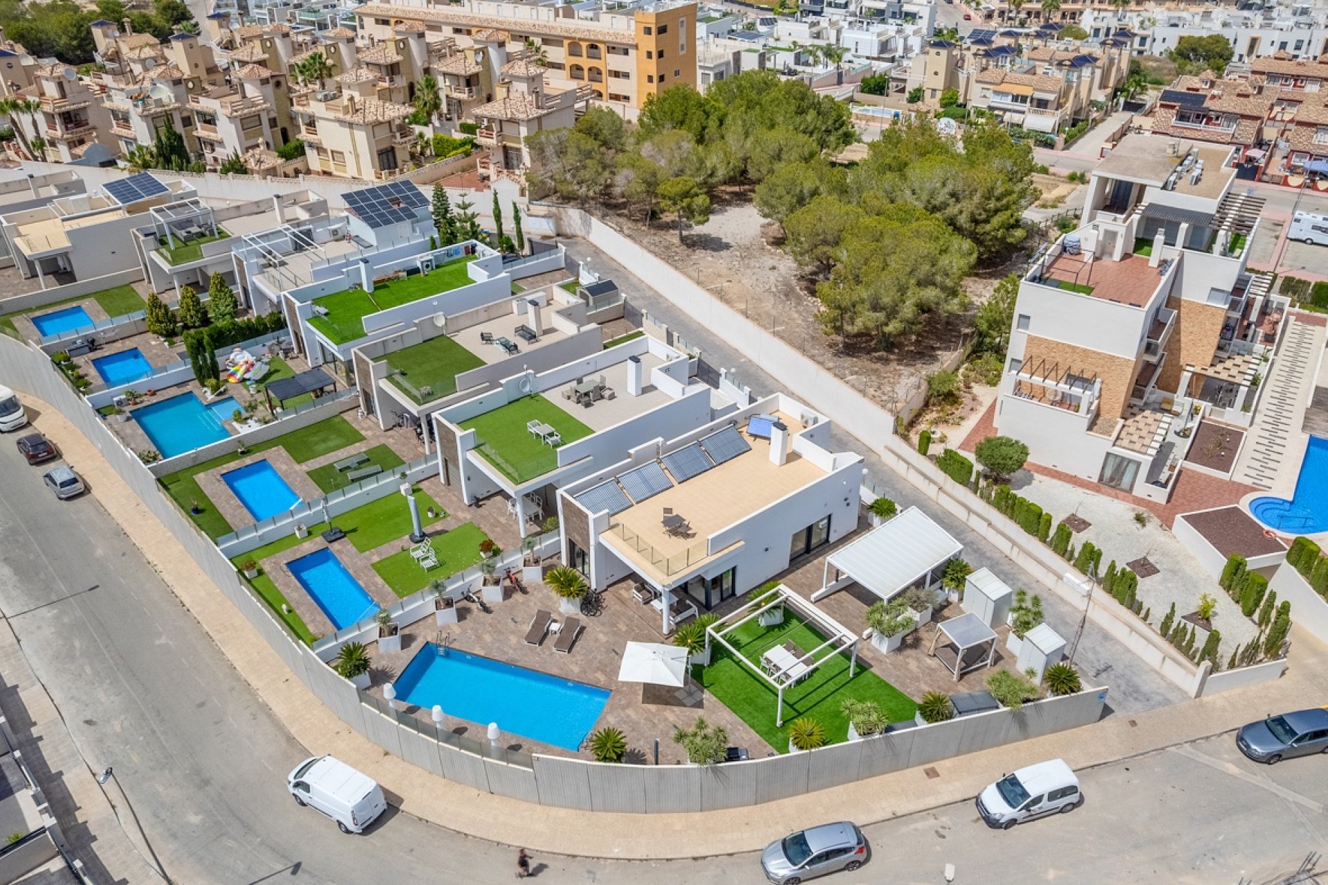 Herverkoop - Villa -
Orihuela Costa - Villamartín