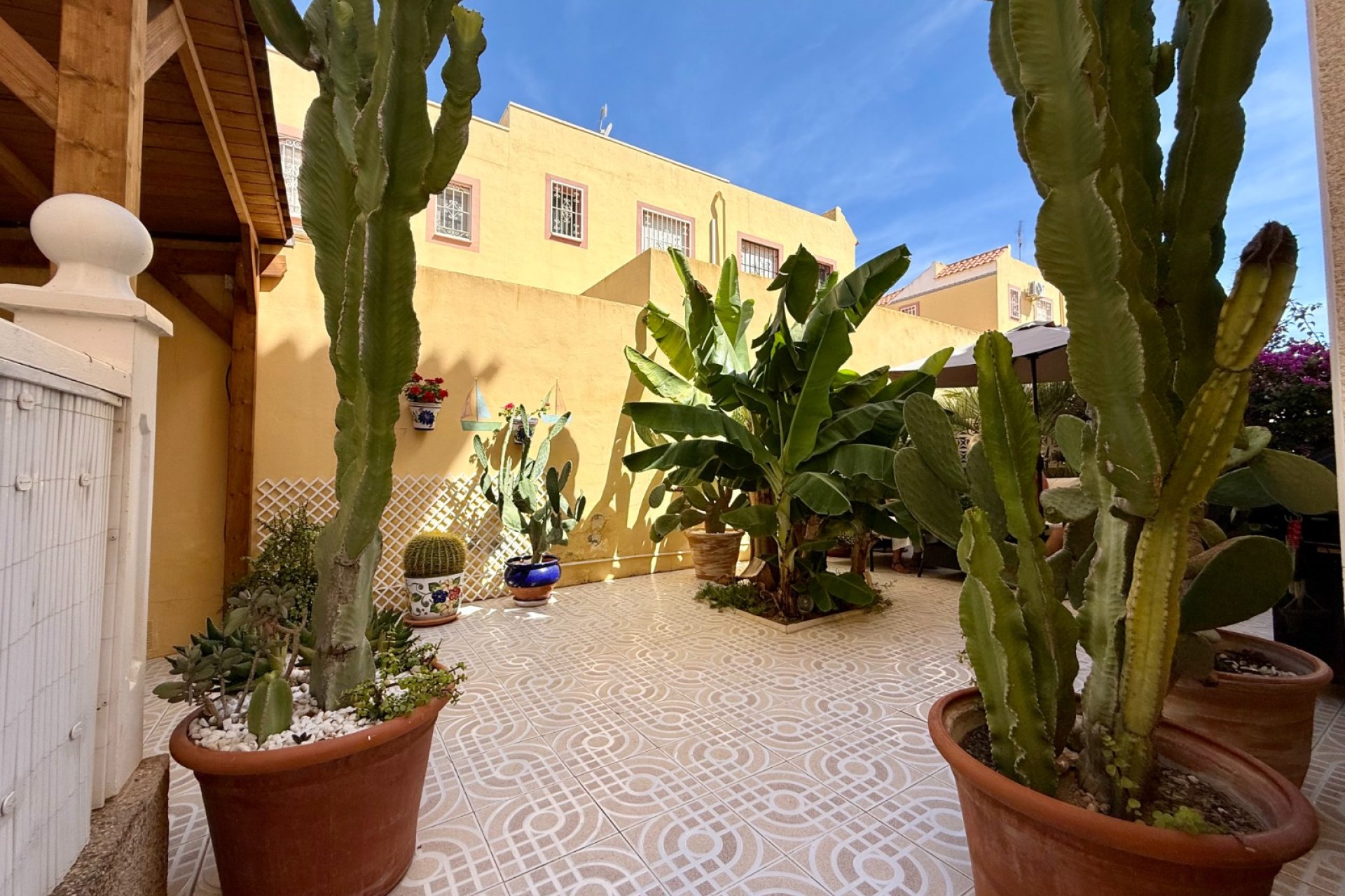 Herverkoop - Villa -
Orihuela Costa - Villamartín