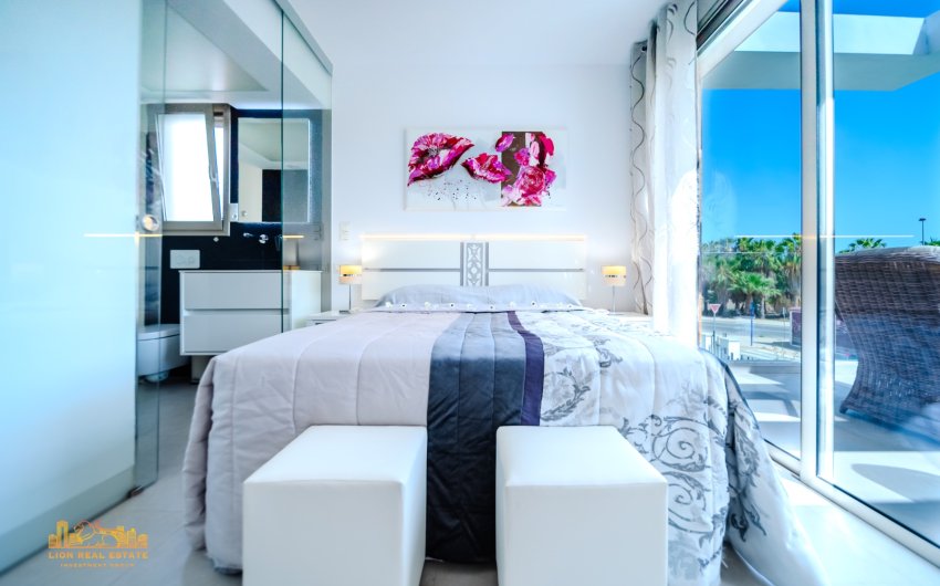 Herverkoop - Villa -
Orihuela Costa - Villamartín