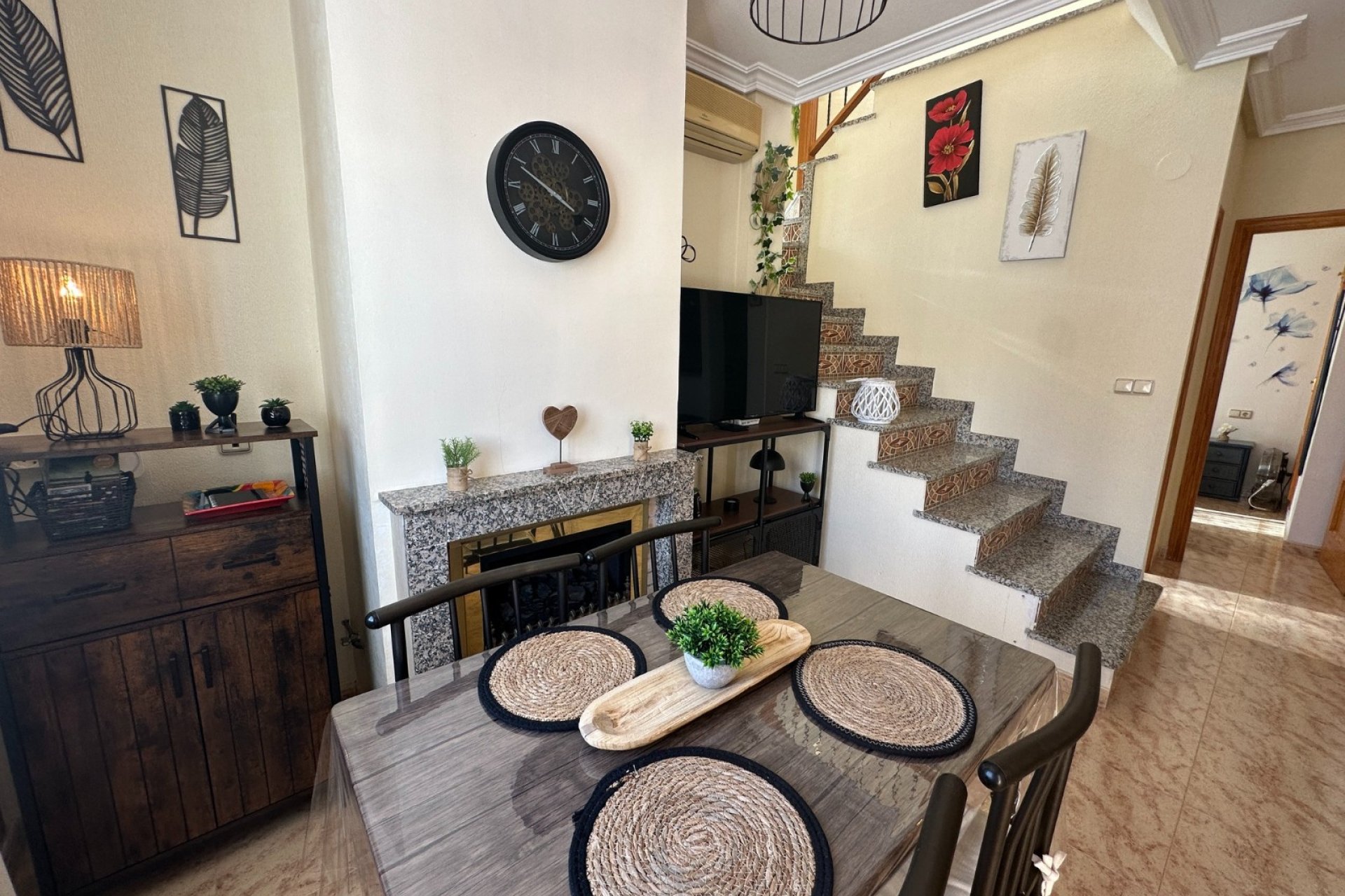 Herverkoop - Villa -
Orihuela Costa - Villamartín