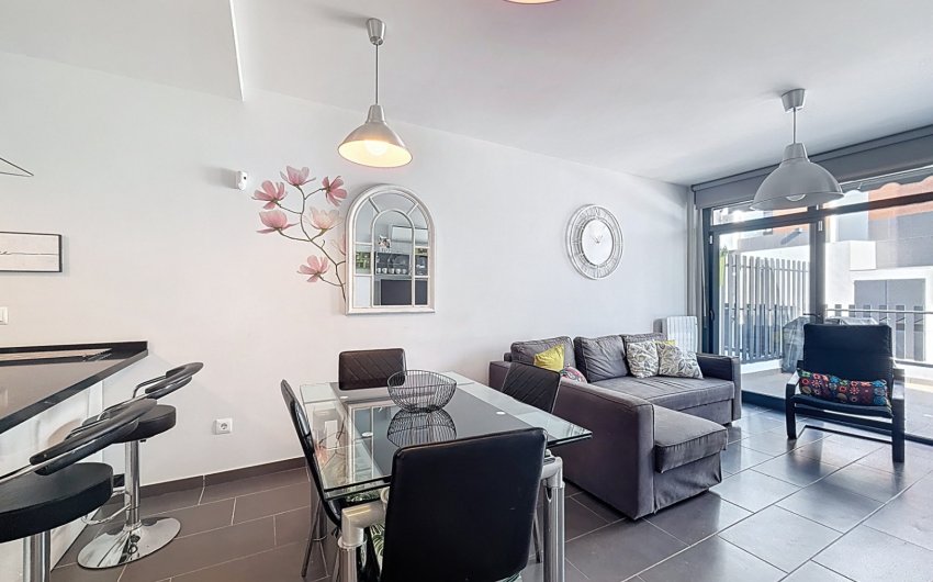 Herverkoop - Villa -
Orihuela Costa - Villamartín