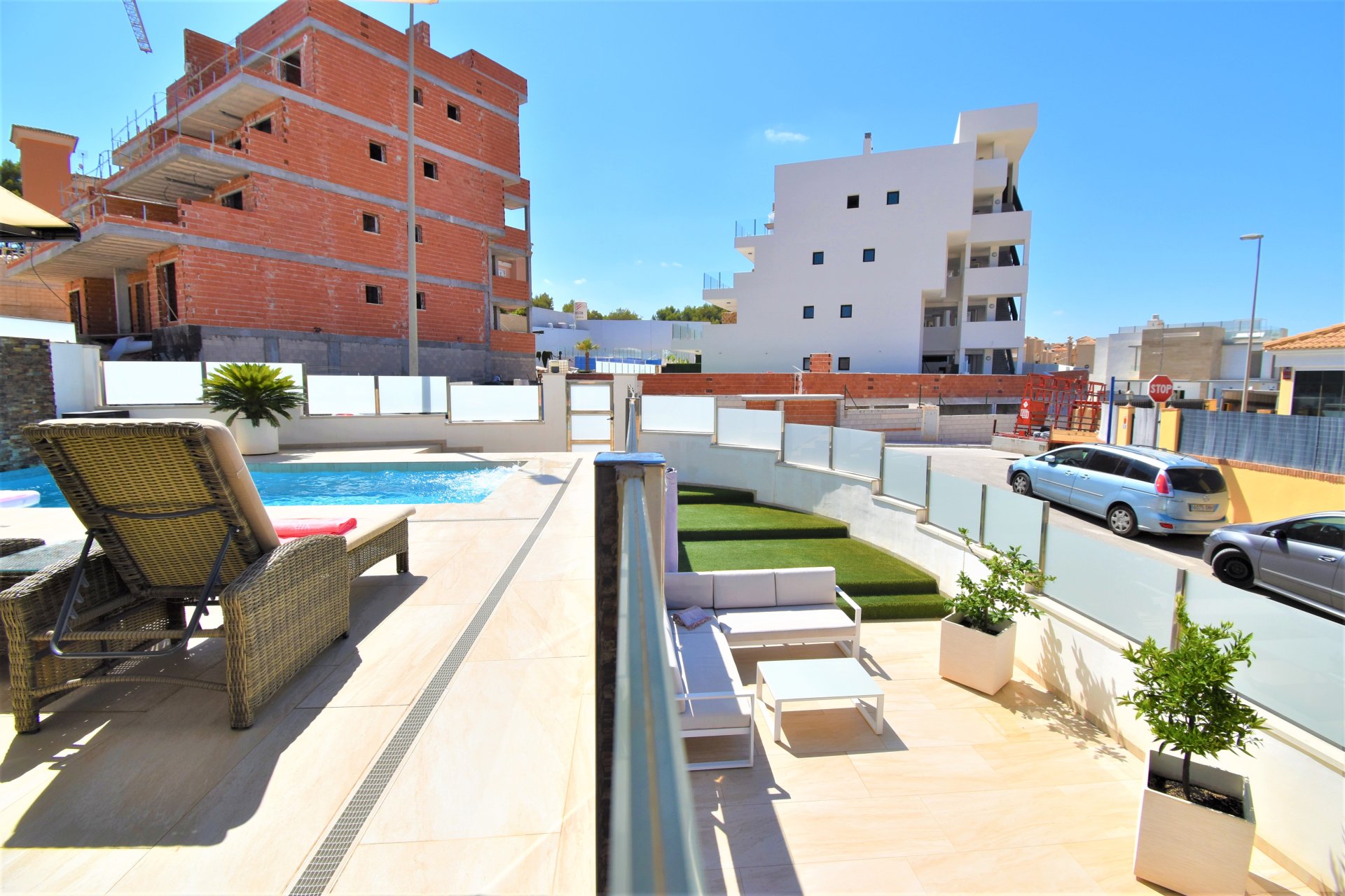 Herverkoop - Villa -
Orihuela Costa - Villamartín