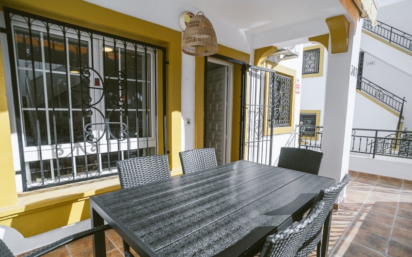 Herverkoop - Villa -
Orihuela Costa - Villamartín