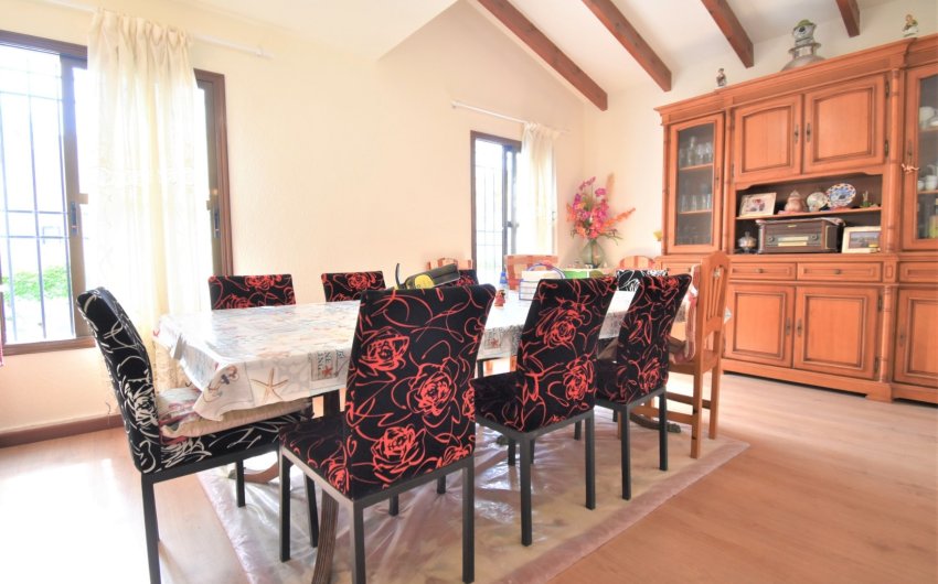 Herverkoop - Villa -
Orihuela Costa - Villamartín