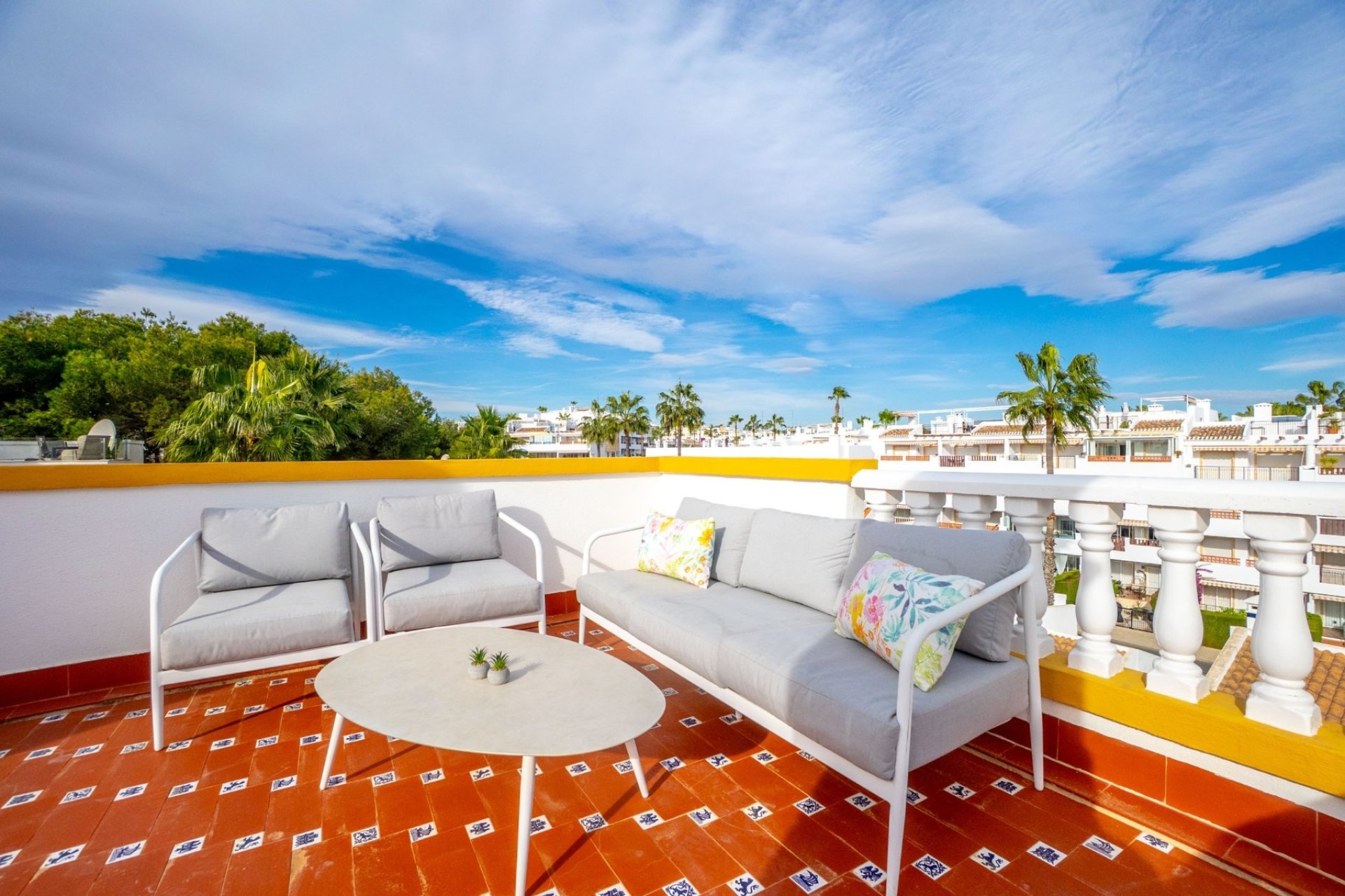 Herverkoop - Villa -
Orihuela Costa - Villamartín