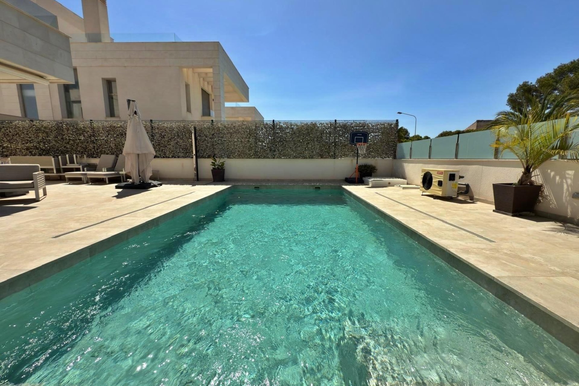 Herverkoop - Villa -
Orihuela Costa - Villamartín