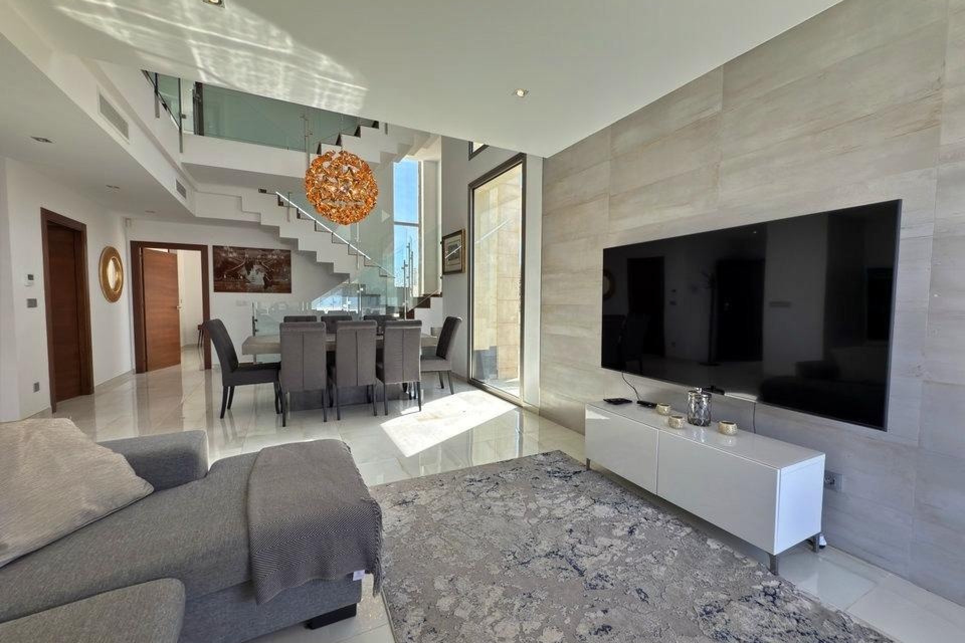 Herverkoop - Villa -
Orihuela Costa - Villamartín