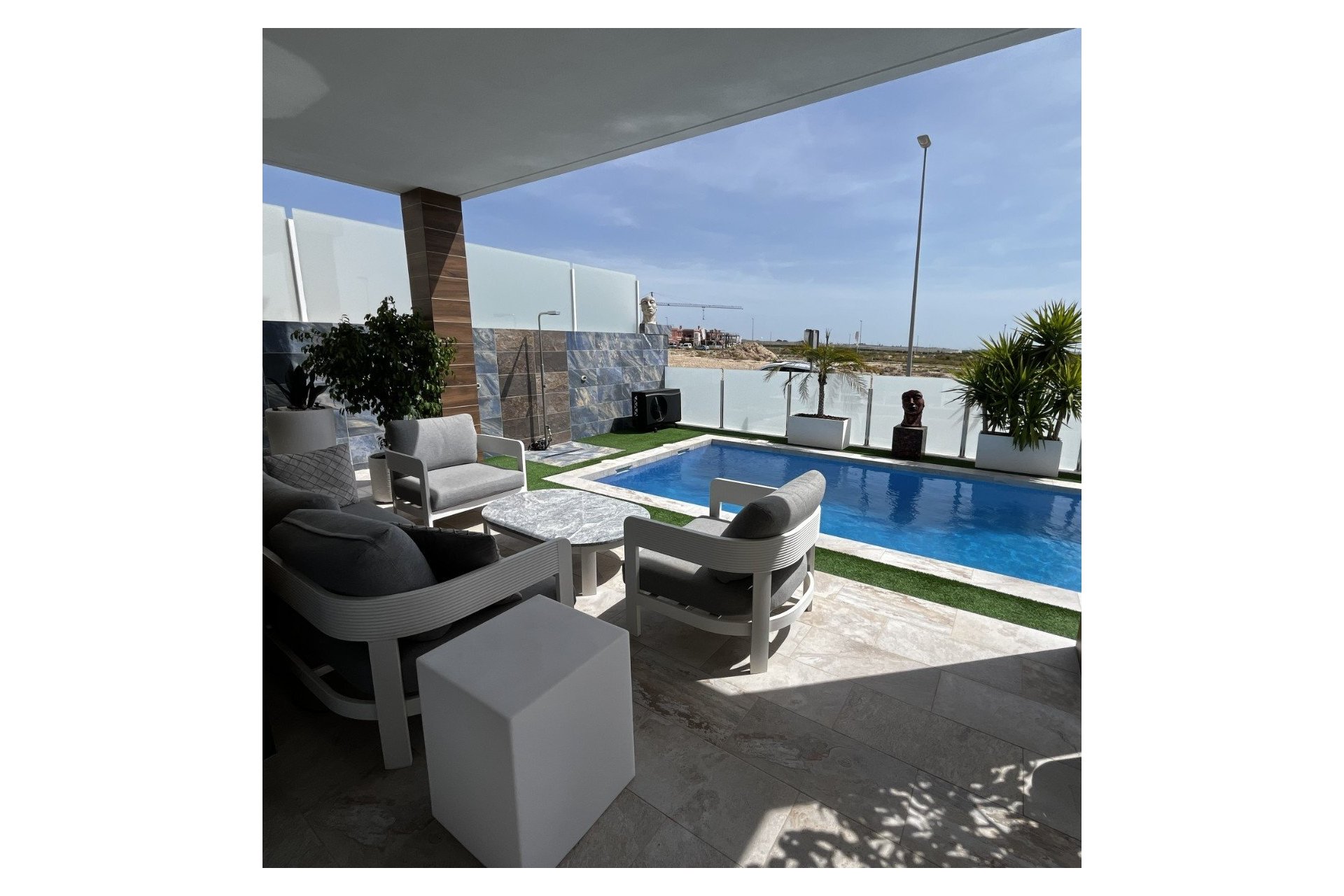 Herverkoop - Villa -
Orihuela - Entre Naranjos Vistabella Golf