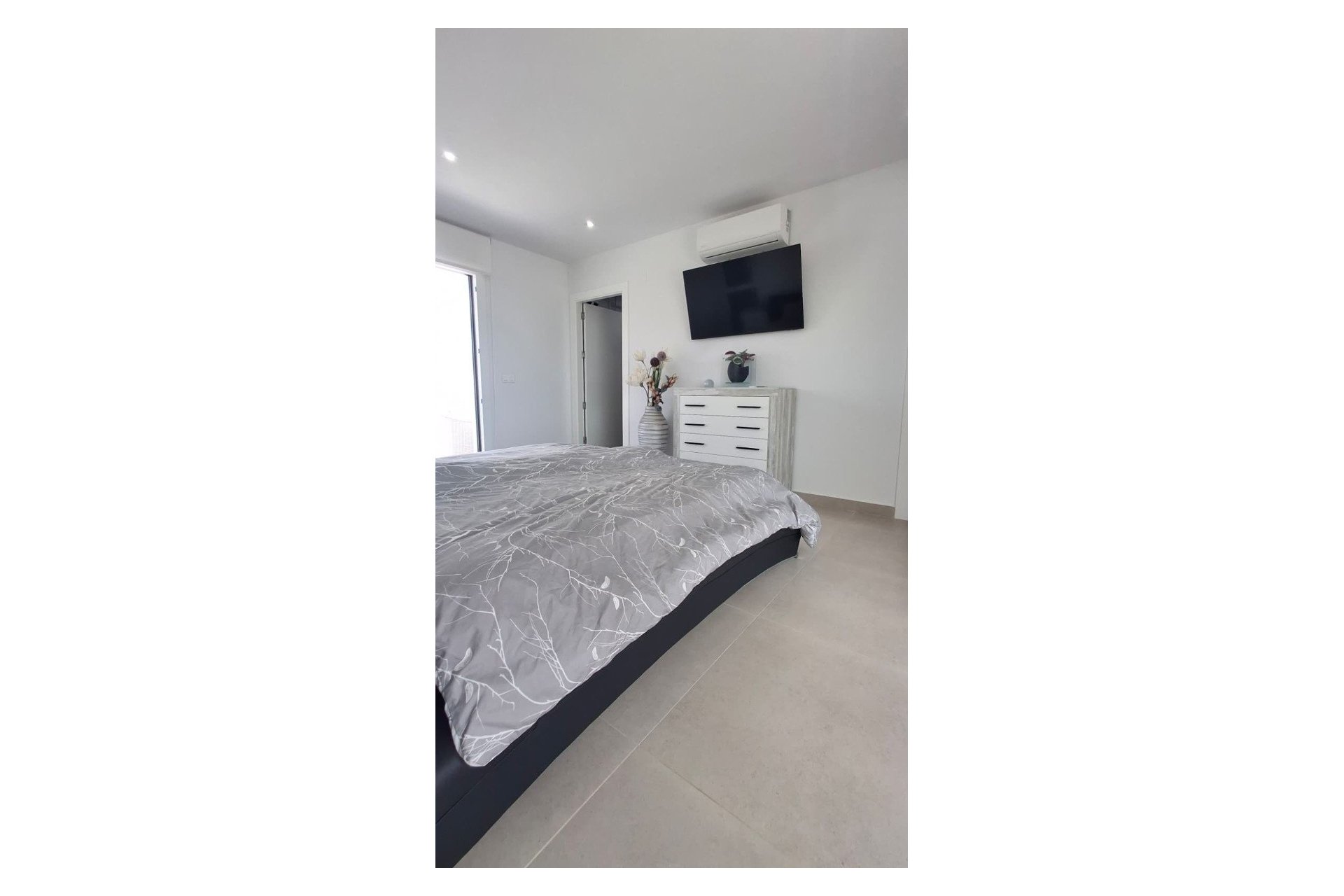 Herverkoop - Villa -
Orihuela - Entre Naranjos Vistabella Golf
