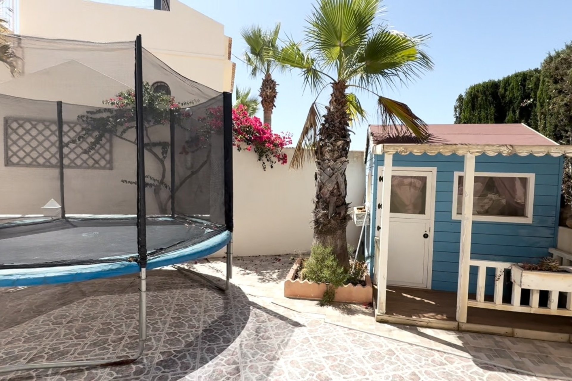 Herverkoop - Villa -
Orihuela - Inland