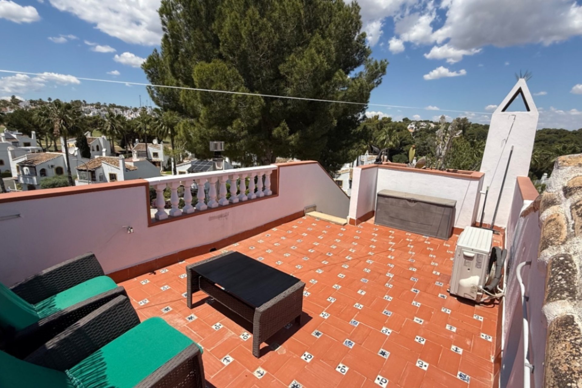 Herverkoop - Villa -
Orihuela - Inland
