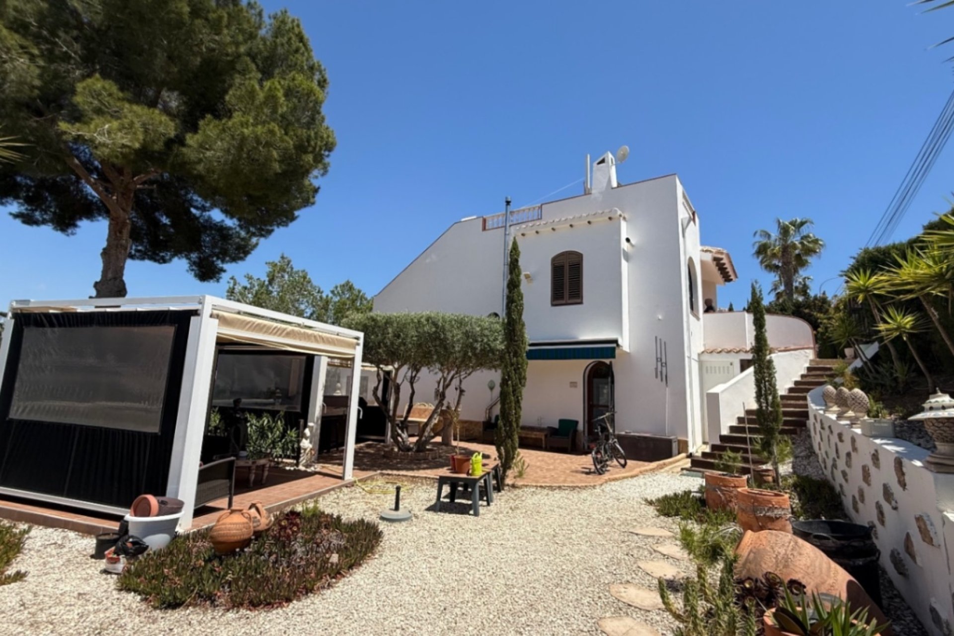 Herverkoop - Villa -
Orihuela - Inland