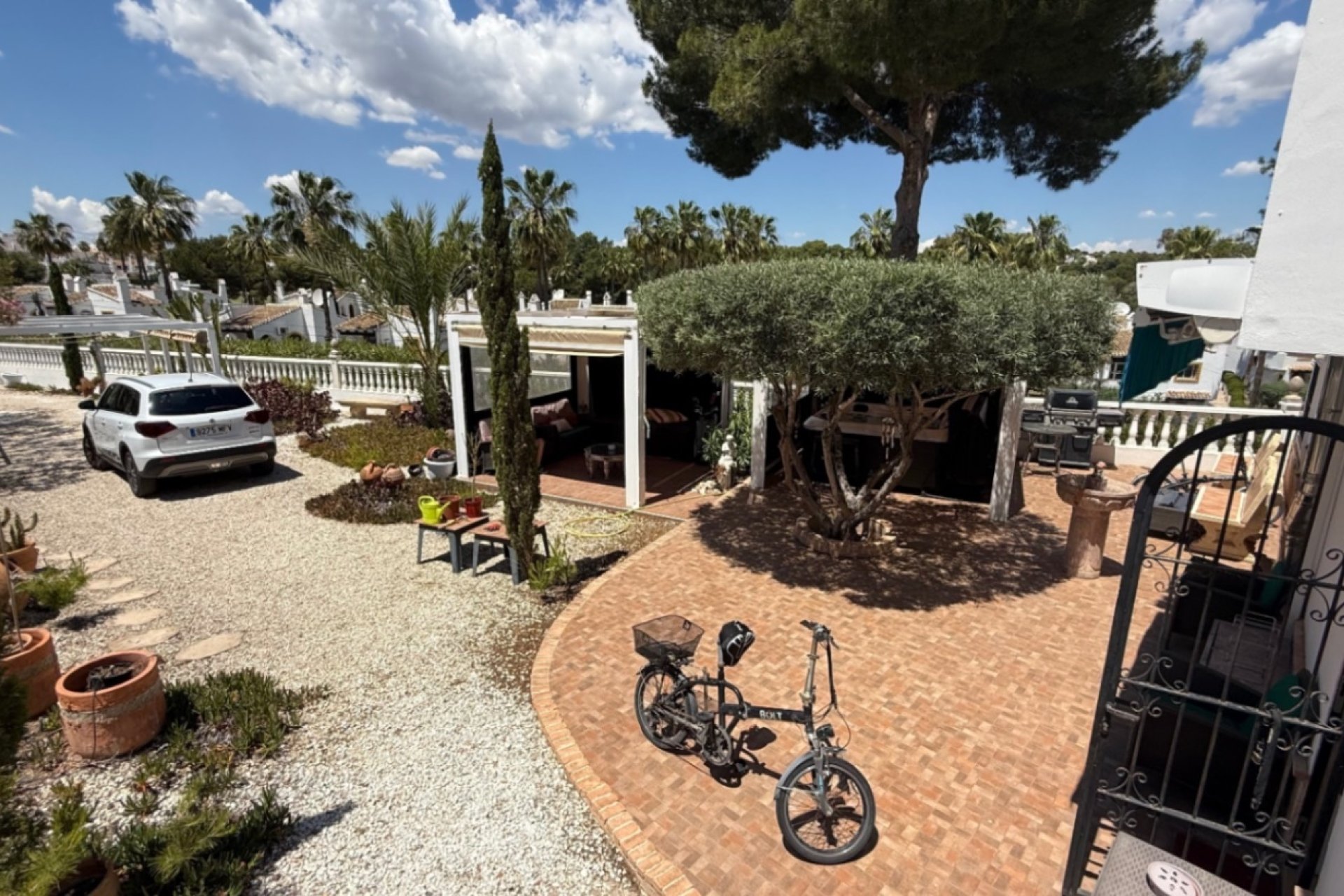 Herverkoop - Villa -
Orihuela - Inland