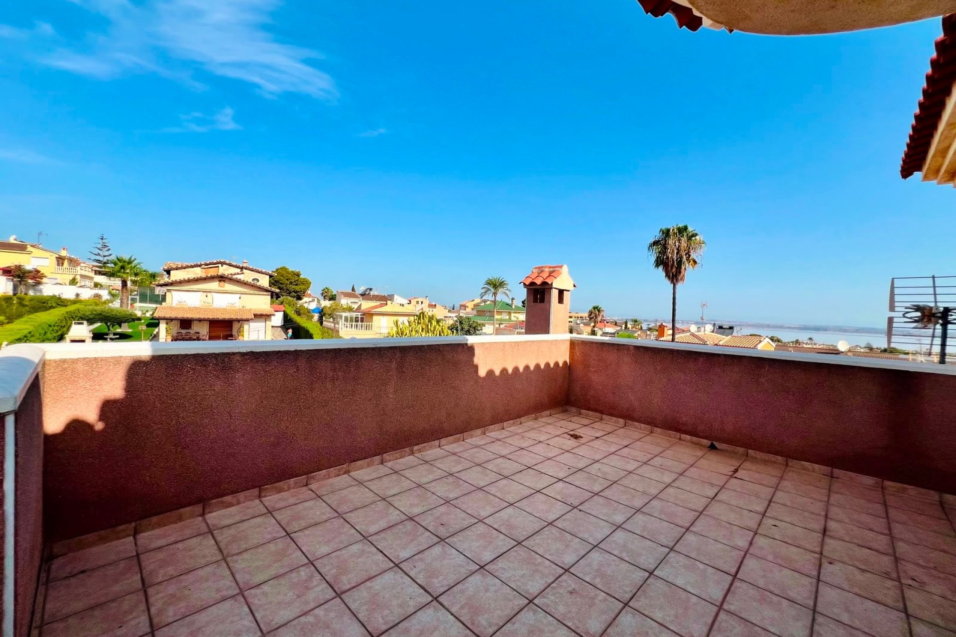 Herverkoop - Villa -
Orihuela - Inland