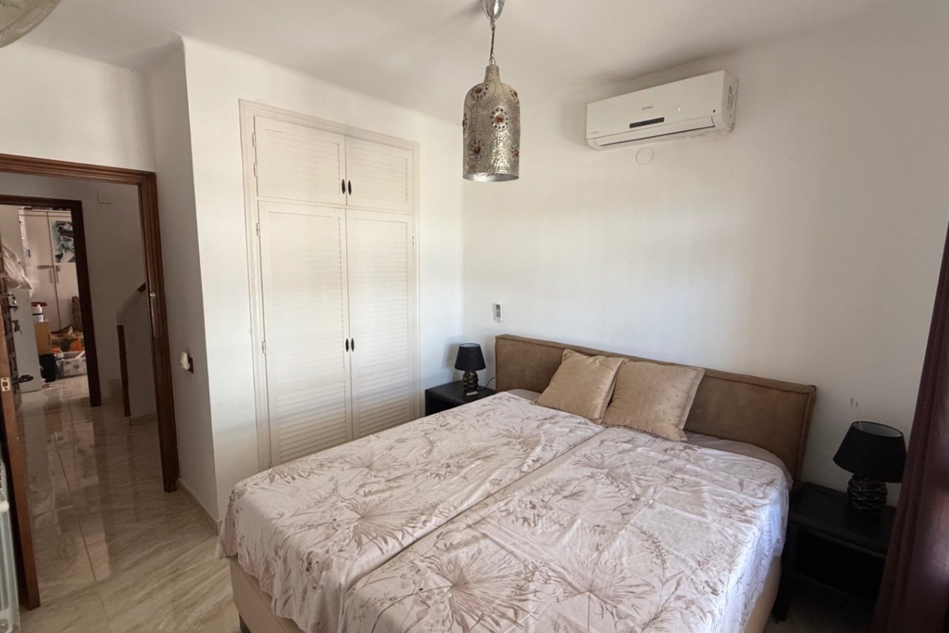 Herverkoop - Villa -
Orihuela - Inland