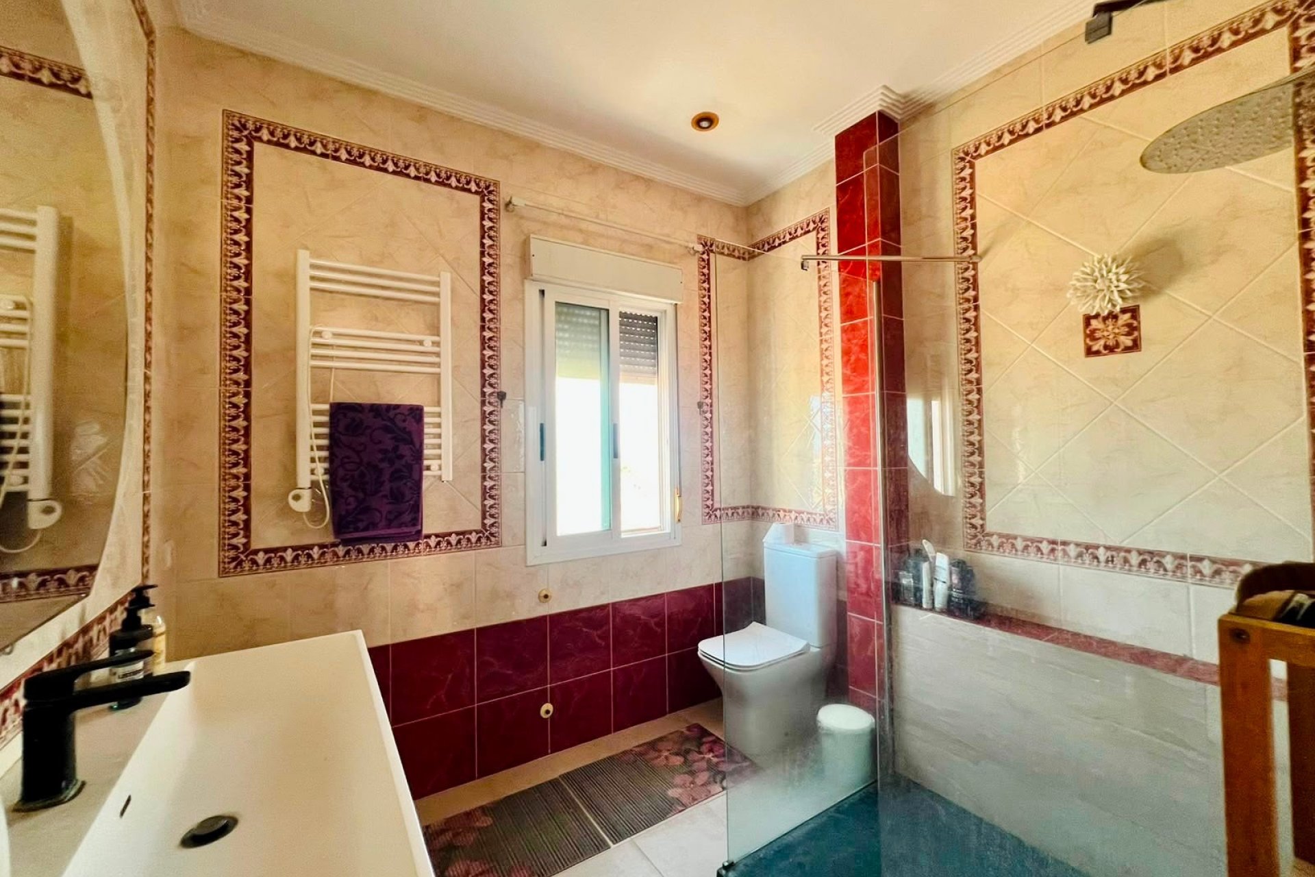 Herverkoop - Villa -
Orihuela - Inland