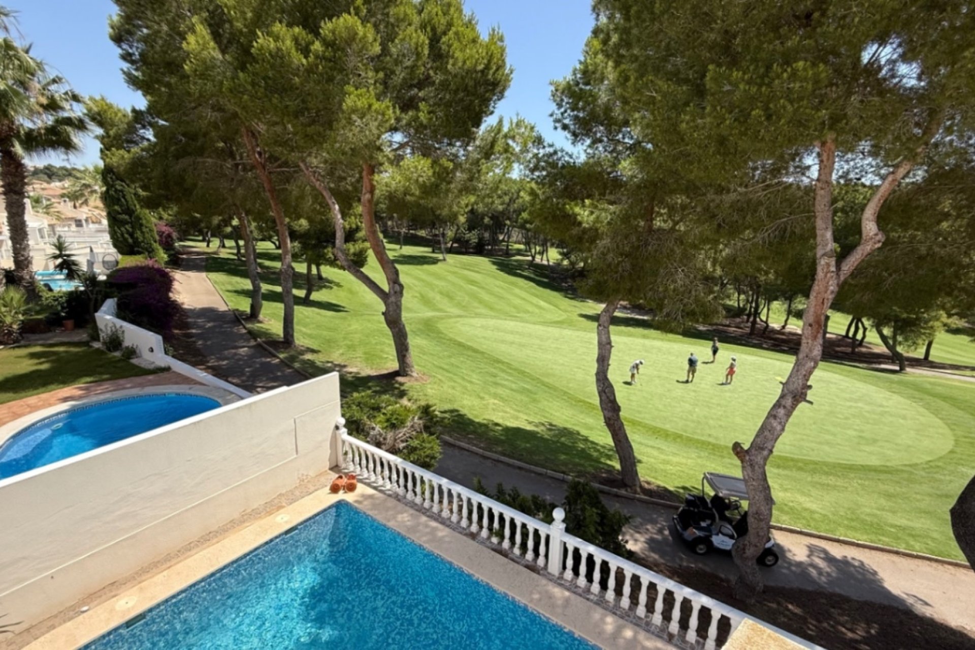 Herverkoop - Villa -
Orihuela - Inland