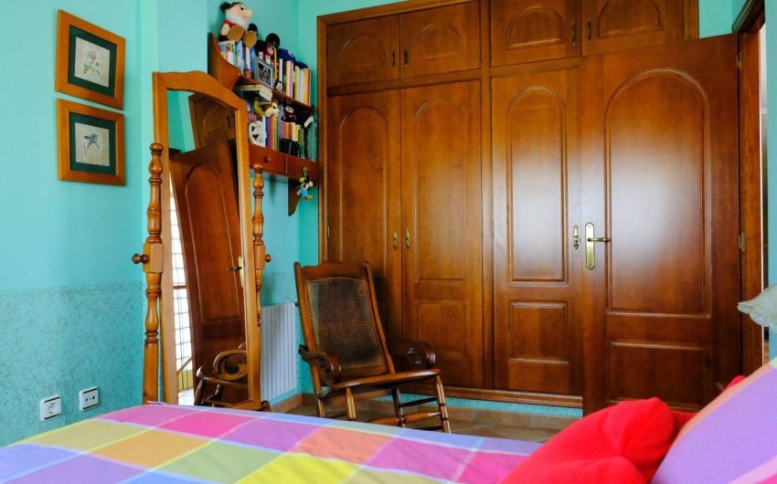 Herverkoop - Villa -
Orihuela - Inland