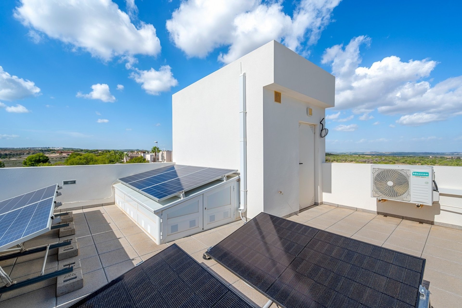 Herverkoop - Villa -
Orihuela - Inland