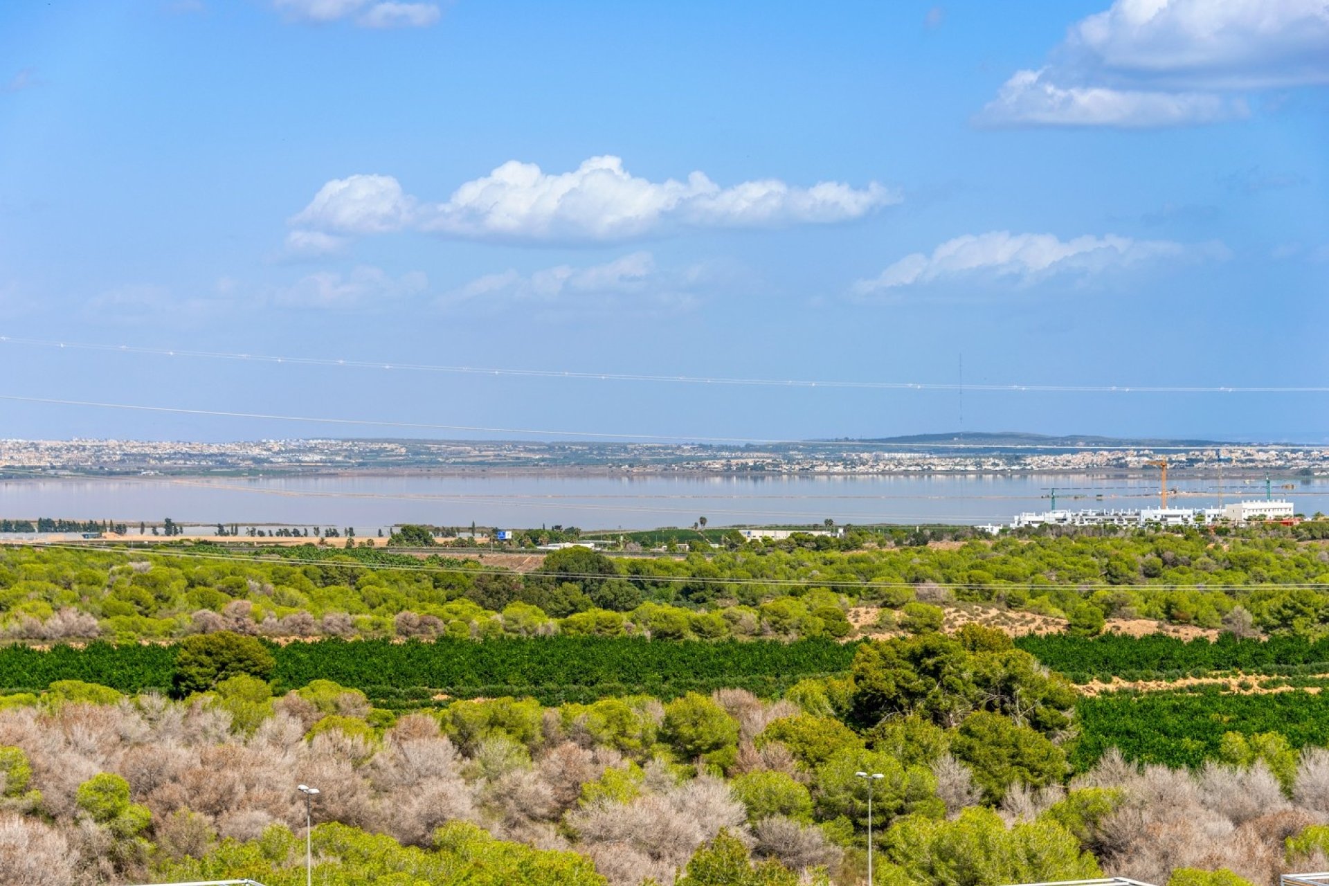 Herverkoop - Villa -
Orihuela - Inland