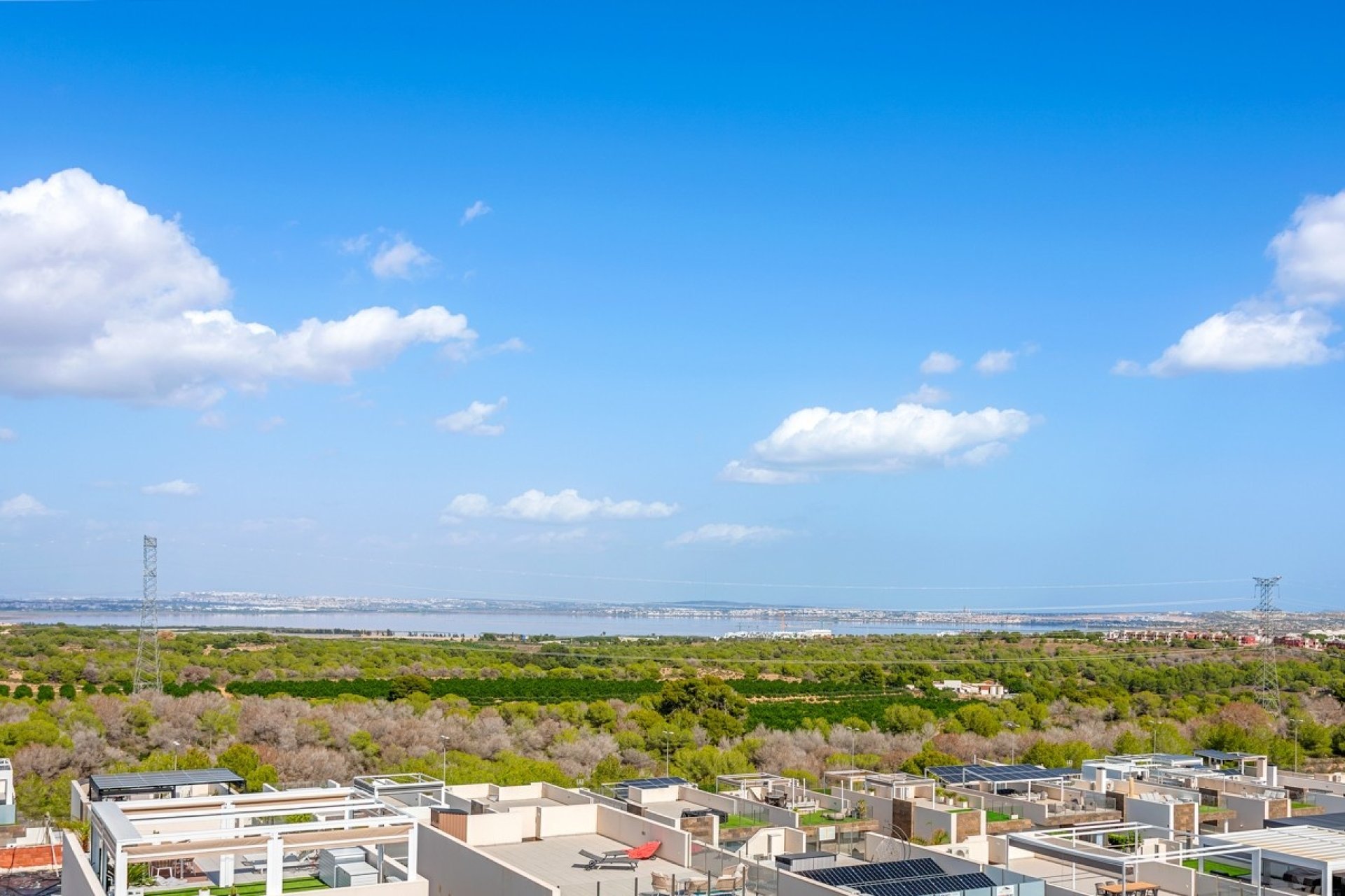 Herverkoop - Villa -
Orihuela - Inland