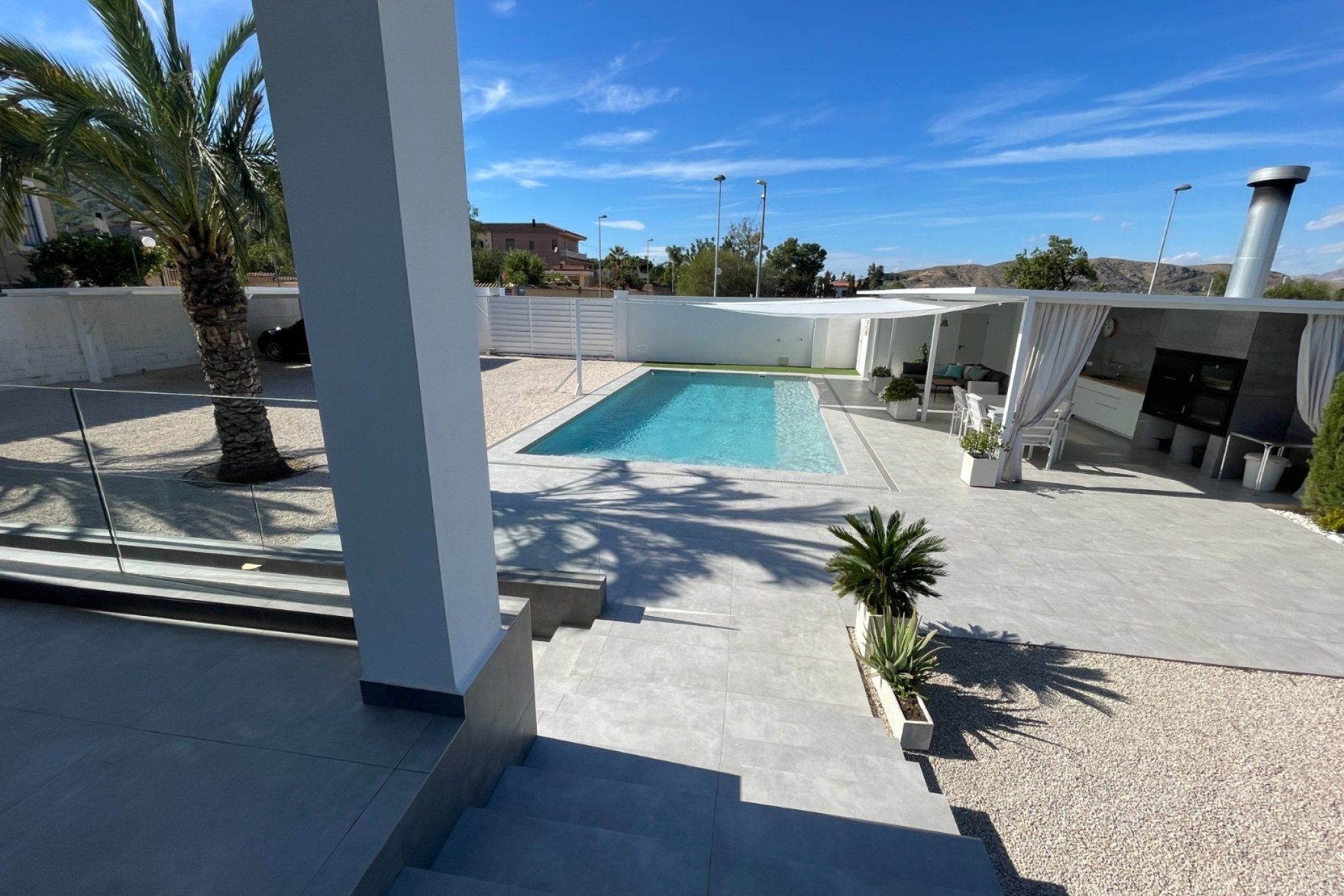 Herverkoop - Villa -
Orihuela - Inland