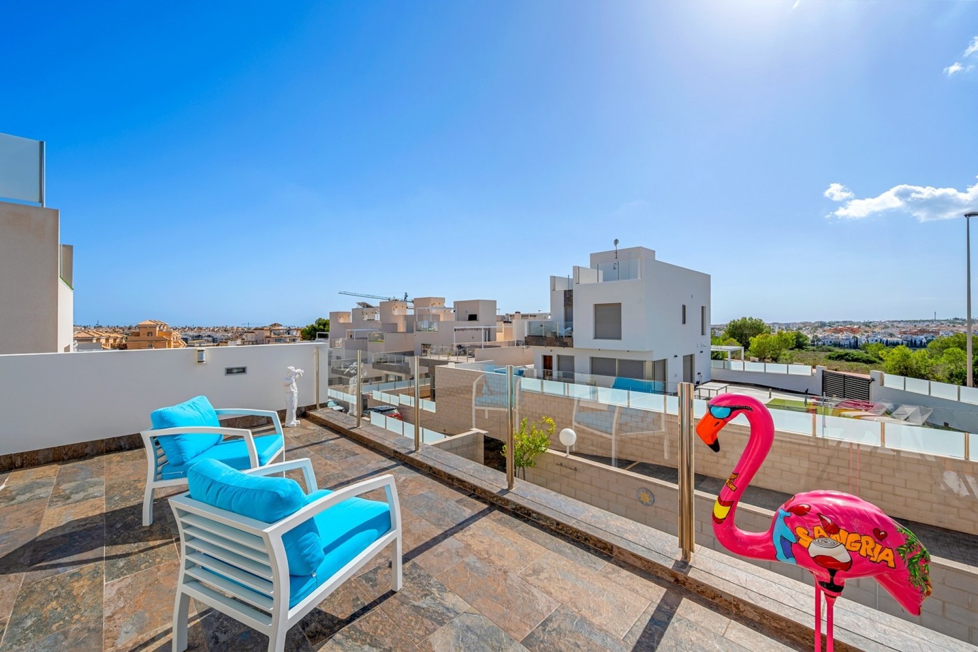 Herverkoop - Villa -
Orihuela - Inland