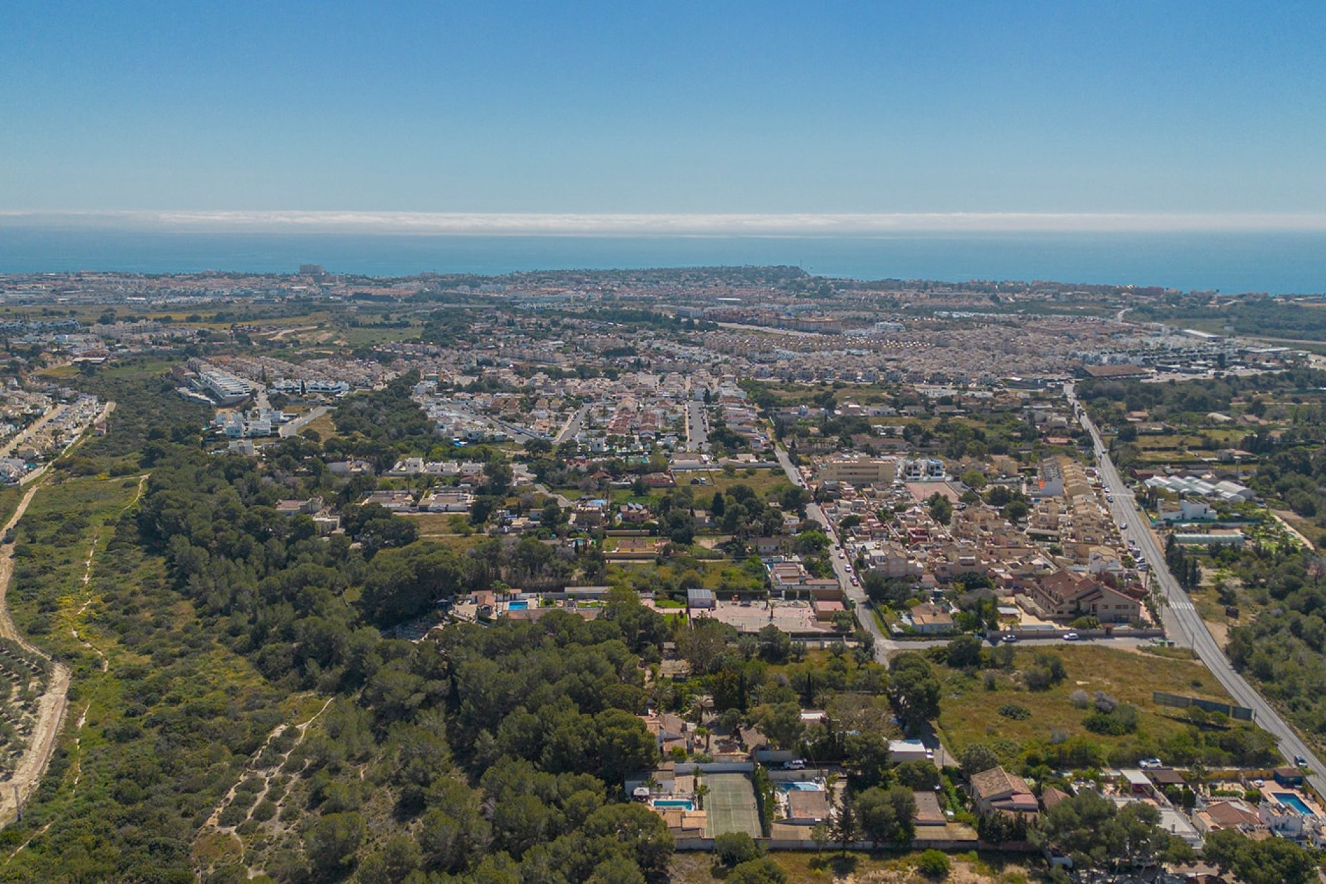 Herverkoop - Villa -
Orihuela - Inland