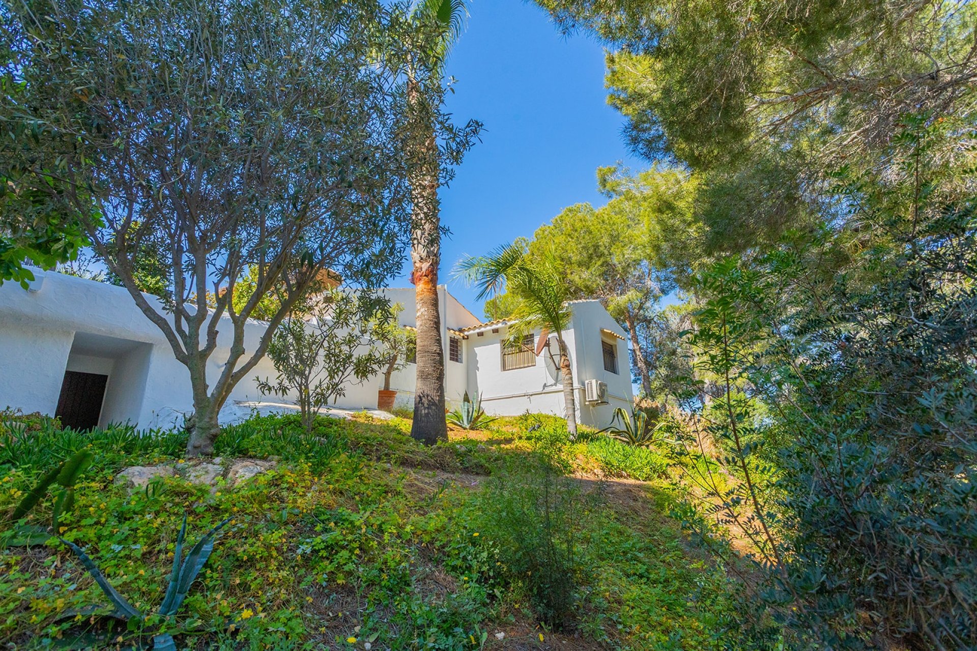 Herverkoop - Villa -
Orihuela - Inland