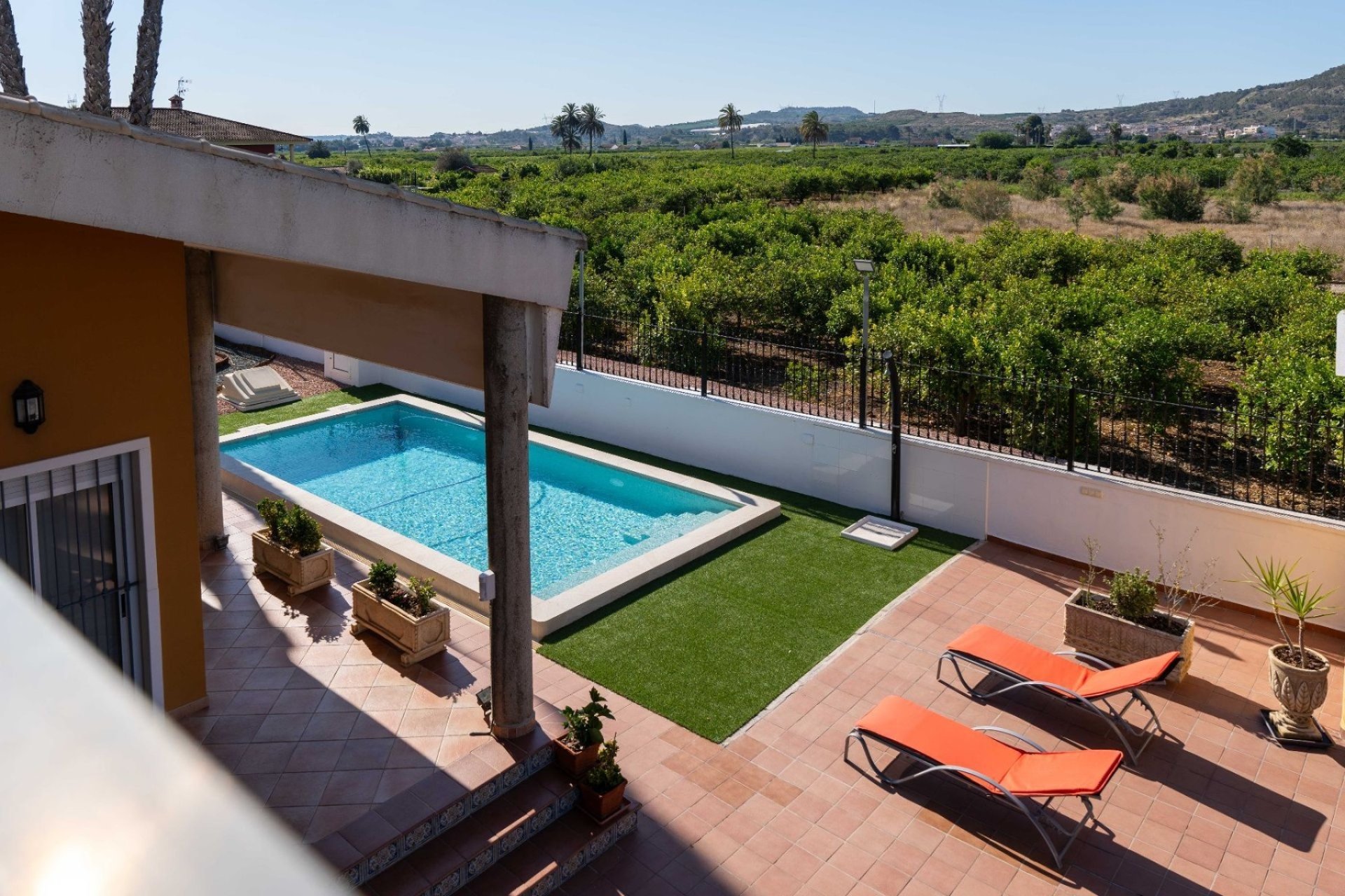 Herverkoop - Villa -
Orihuela - Inland