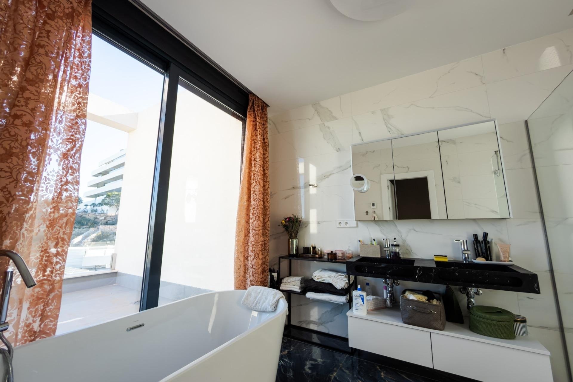 Herverkoop - Villa -
Orihuela - Las Colinas Golf
