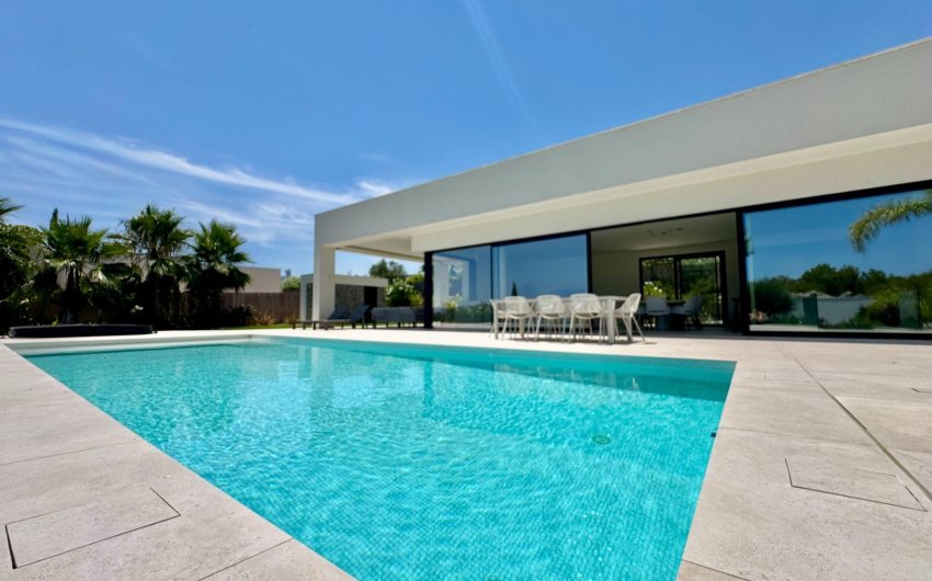 Herverkoop - Villa -
Orihuela - Las Colinas Golf